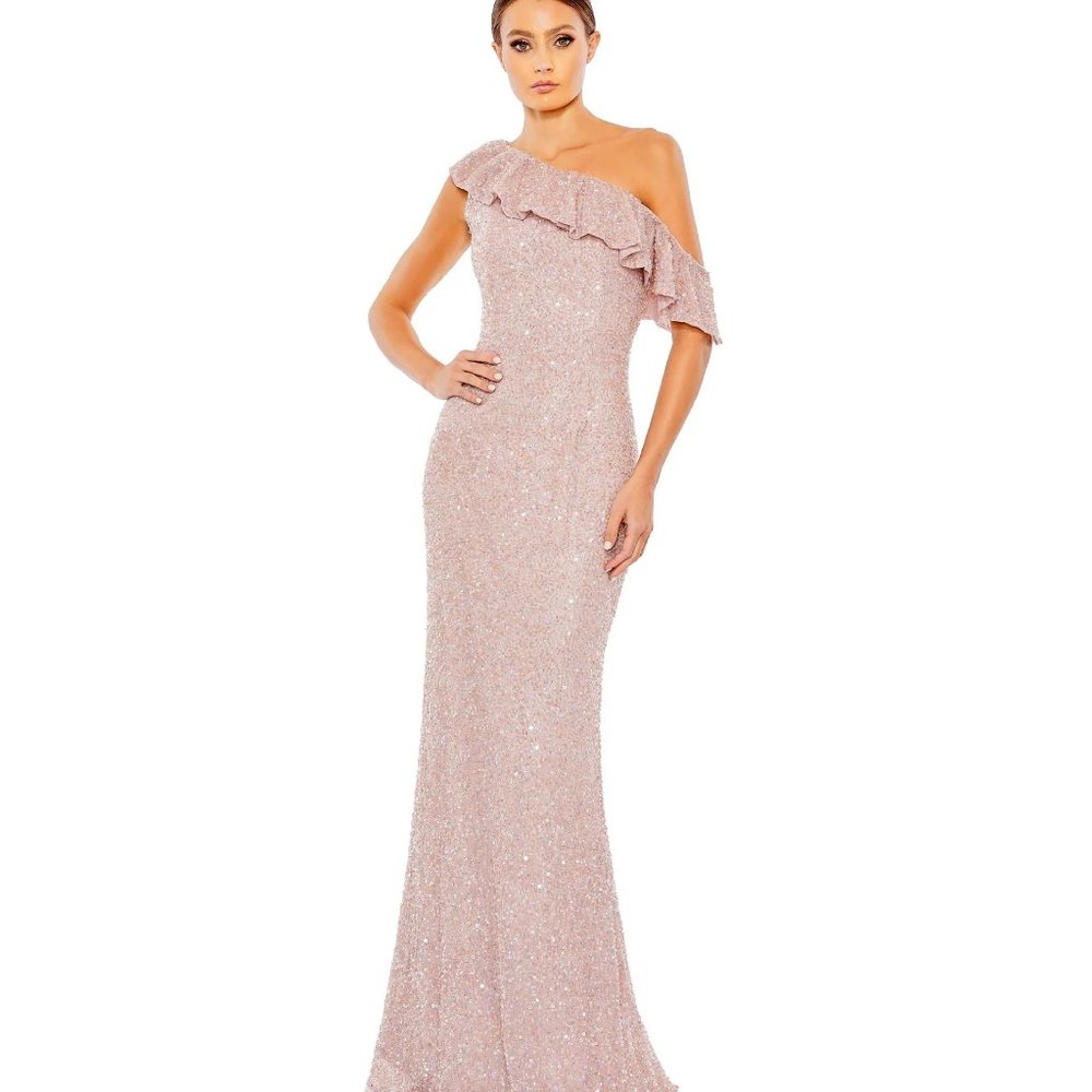 Mac Duggal Sequined Drop Shoulder Trumpet Gown in Mocha Size 10